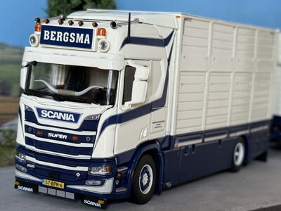 IMC IMC Scania R High bakwagen met 3-as oplegger vee combinatie BERGSMA