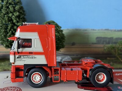 Tekno Tekno DAF 3600 Ati Space Cab 4x2 trekker HEEBINK