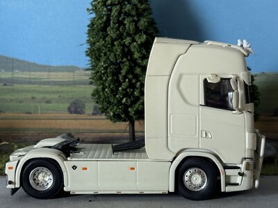 WSI WSI EXCLUSIEF Scania S Highline 4x2 BELTRAN CARGO