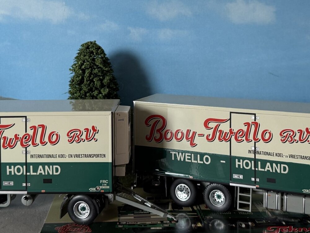 Tekno Tekno Scania 113M Rigid truck with 2-axle trailer BOOY TWELLO