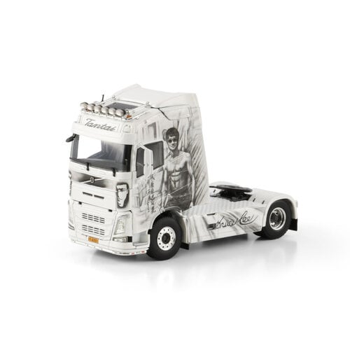 WSI WSI Volvo FH4 Globetrotter 4x2 TANTAI "BRUCE LEE" WSI WSI Volvo FH4 Globetrotter 4x2 TANTAI "BRUCE LEE"