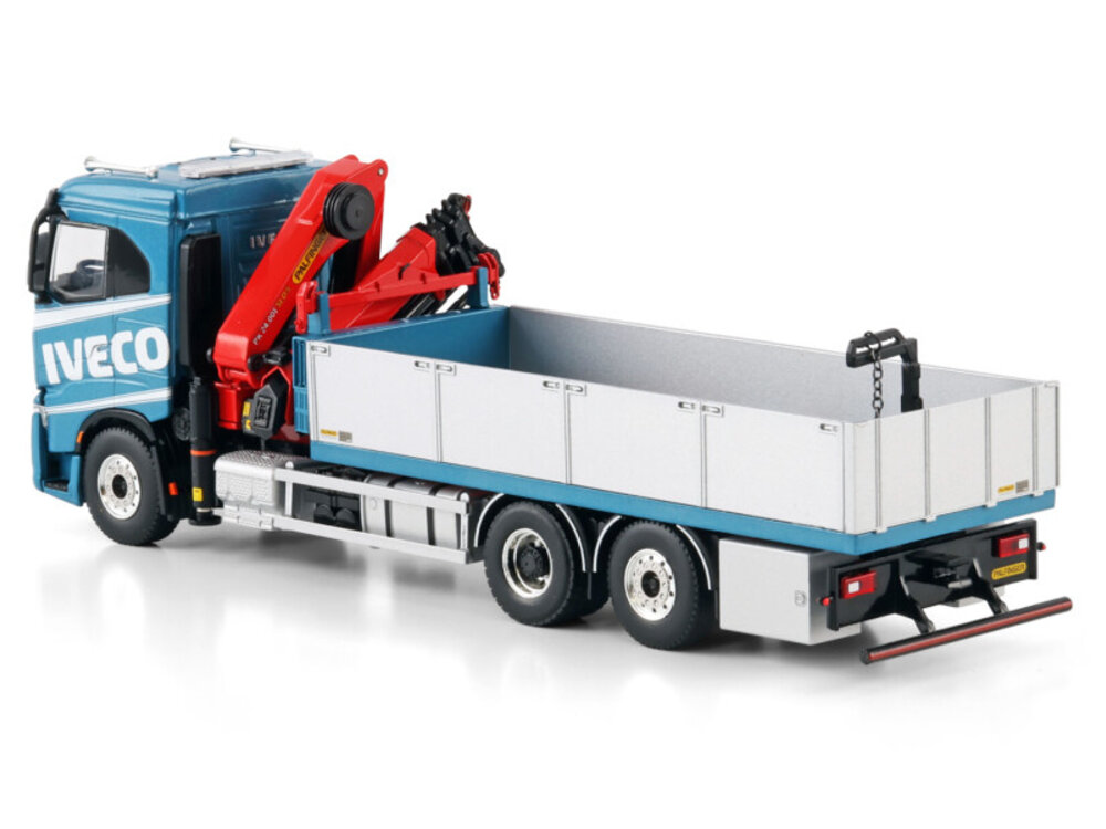 WSI WSI Iveco S-Way AS low riged flatbed truck 6x2 + palfinger 24.001 SLD 5 Palfinger