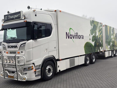 WSI WSI Scania S Highline 6x2 with 5-axle riged reefer truck with reefertrailer JZ TRANSPORT "NOVIFLORA"