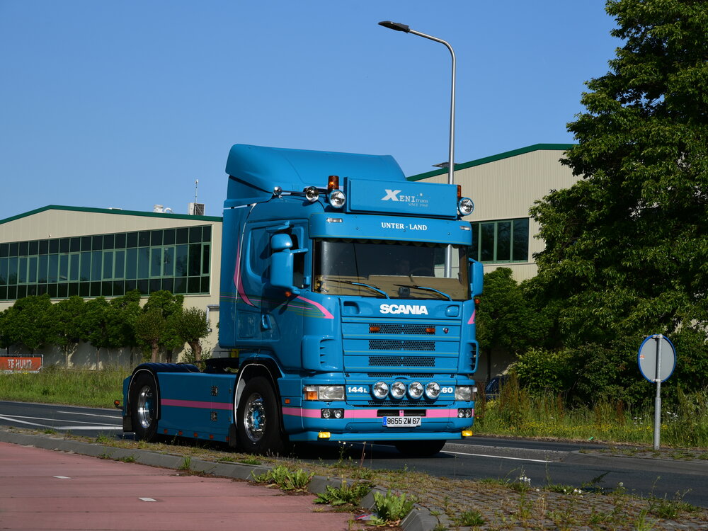 Tekno Tekno Scania 4-serie 4x2 XENITRANS