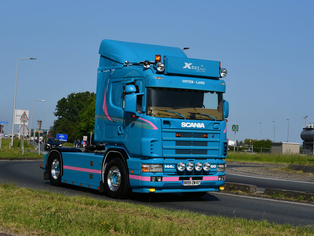 Tekno Tekno Scania 4-serie 4x2 XENITRANS