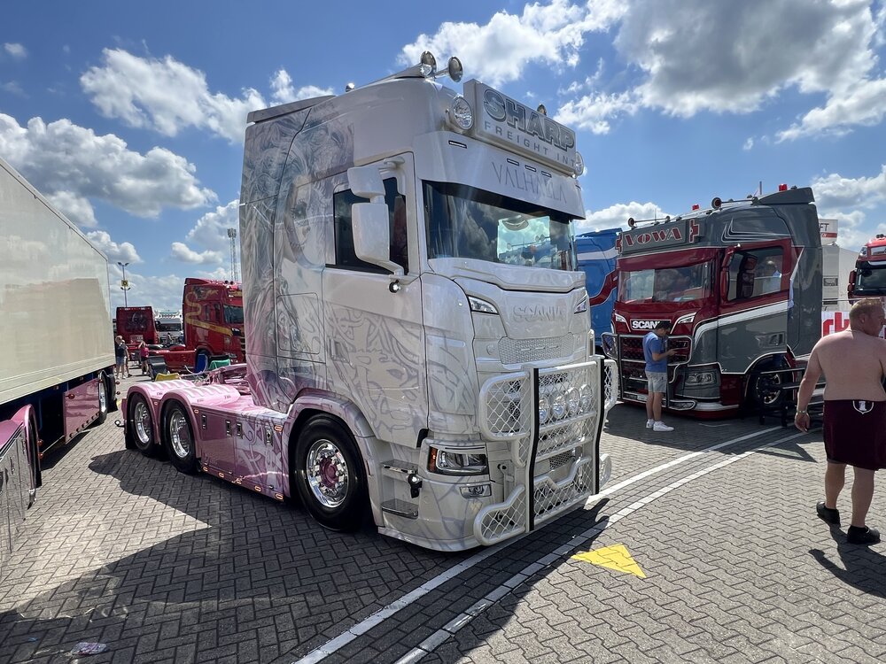 Tekno Tekno Scania NGS Highline 6x2 JOE SHARP - VALHALLA