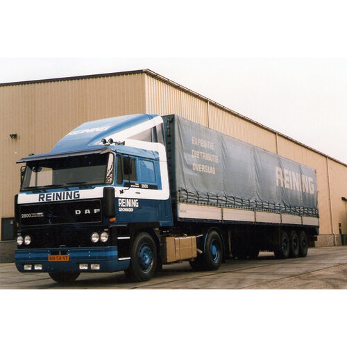 WSI WSI DAF 2800 4X2 with 3-axle classic curtainside trailer REINING GRONINGEN WSI WSI DAF 2800 4X2 with 3-axle classic curtainside trailer REINING GRONINGEN
