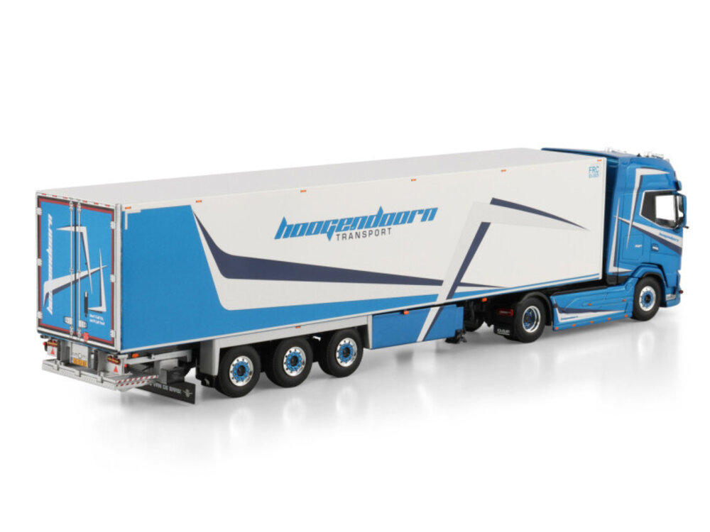 WSI WSI DAF XG+ 4x2 with 3-axle reefer trailer  ANDRE HOOGENDOORN TRANSPORT