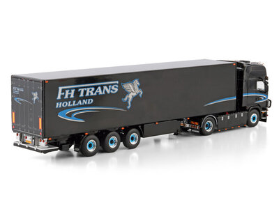 WSI WSI Scania 4-serie Topline 4x2 with 3-axle reefer tailer FH TRANS