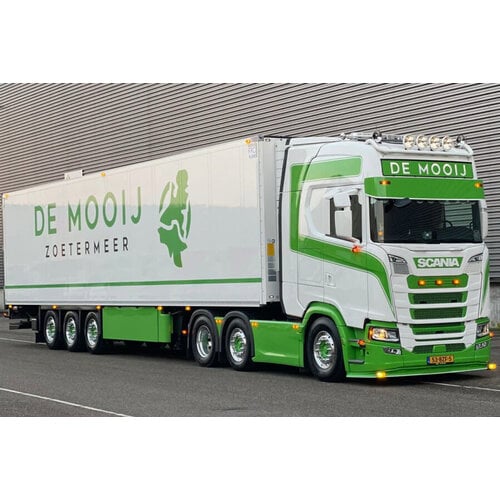 WSI WSI Scania S Highline 6x2 with 3-axle reefer trailer DE MOOIJ WSI WSI Scania S Highline 6x2 with 3-axle reefer trailer DE MOOIJ