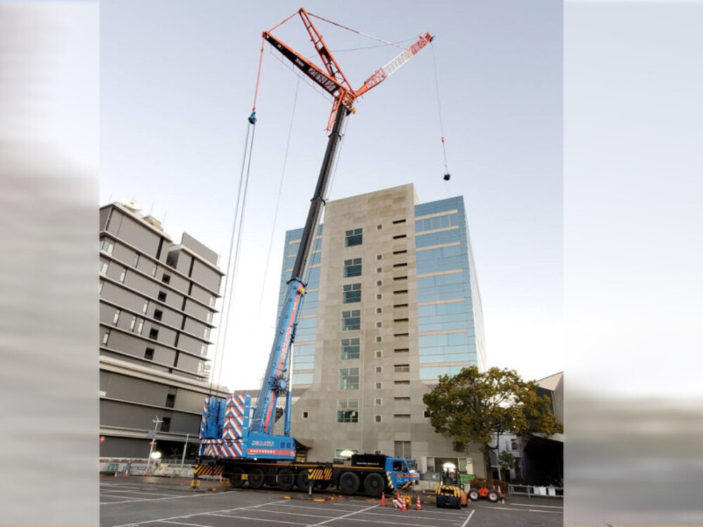 WSI WSI Tadano ATF 400-G Crane + JIB HOKAWN