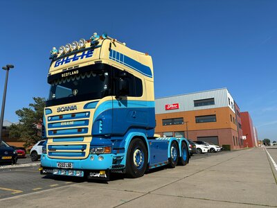 Tekno Tekno Scania Topline R620 6x2 ERIC GILLIE