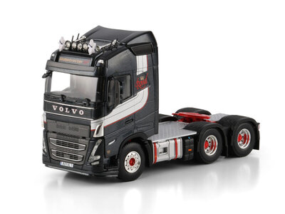 WSI WSI Volvo FH5 Globetrotter 6x4 ROYAL EDITION