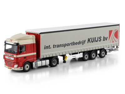 WSI WSI DAF XF Super Space Cab 4x2 met 3-as Tridec schuifzeilen oplegger KUIJS