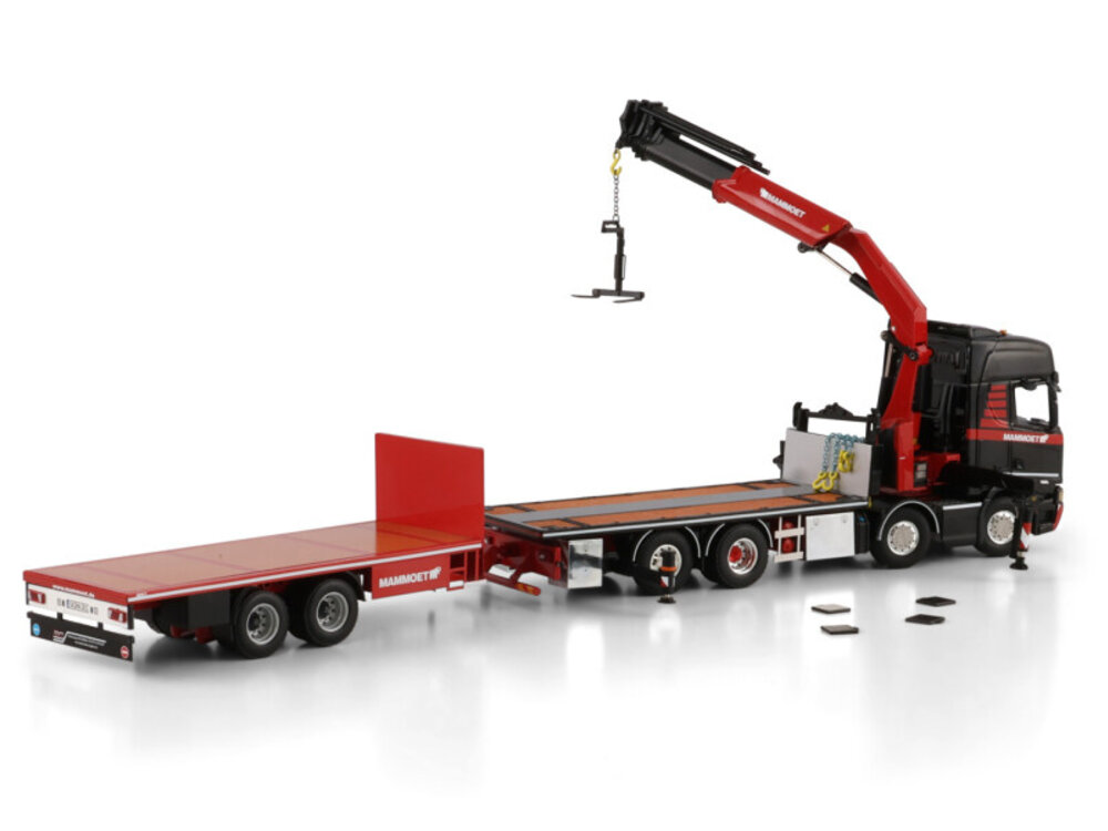 Mammoet store WSI Scania R Highline 8x2 + load crane with 2 mid axle flatbed trailer MAMMOET
