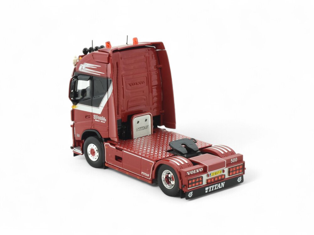 Tekno Tekno Volvo FH04 Globetrotter XL 4x2 set WEEDA