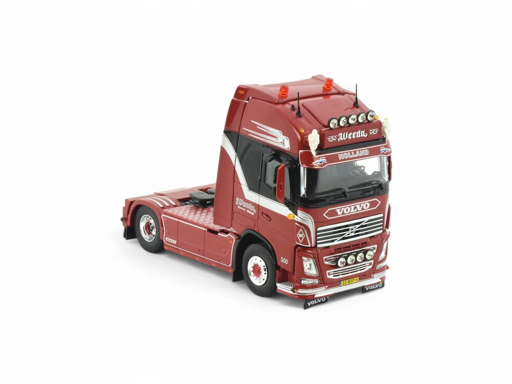 Tekno Tekno Volvo FH04 Globetrotter XL 4x2 set WEEDA