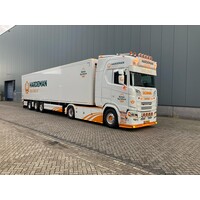 Tekno Scania NGS 4x2 trekker met 3-assige walkingfloor HARDEMAN EGG GROUP