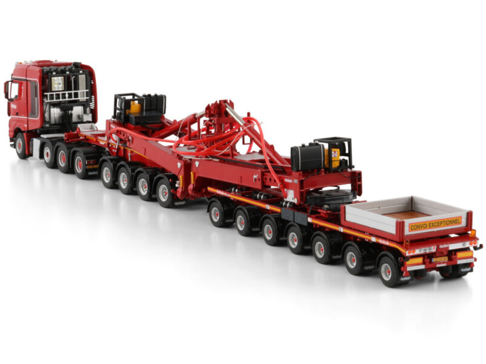 WSI WSI Mercedes-Benz Arocs MP4 SLT Big Space 8x4  with 7-axle wind mill trailer + 4-axle dolly NOOTEBOOM RED LINE