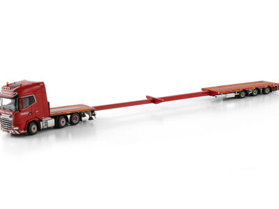 WSI WSI Daf XG+ 6x2  met 3-assige Flatbed mega trailer NOOTEBOOM RED LINE