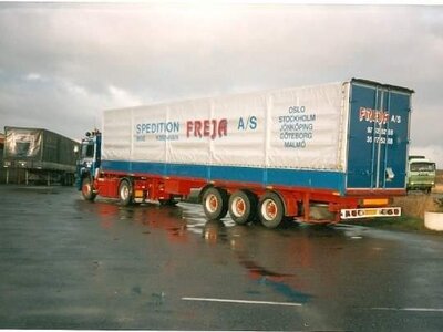 Tekno Tekno Iveco Turbostar with 3-axle tilt trailer FREJA AAGE HALD