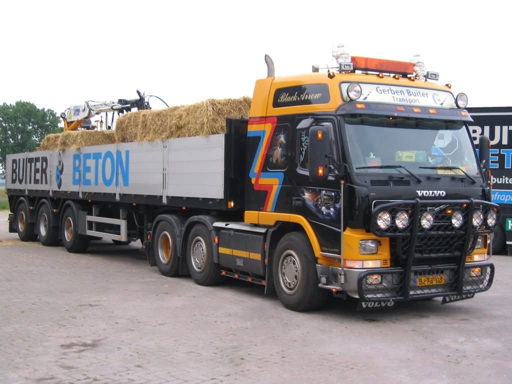 Tekno Volvo FM 6x2 with 3-axle bricktrailer GERBEN BUITER