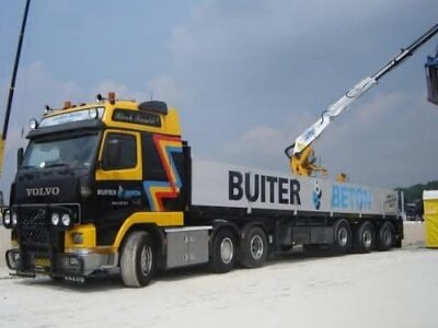 Tekno Tekno Volvo FH 6x2 with 3-axle bricktrailer GERBEN BUITER