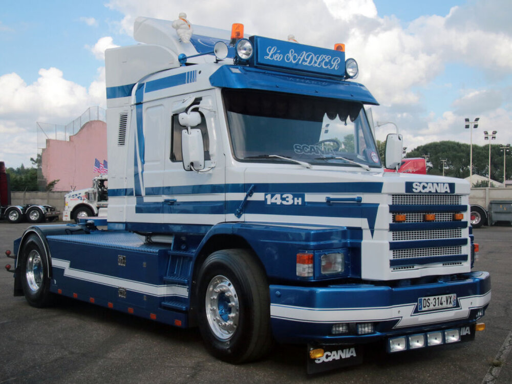 WSI WSI Scania 143H streamline Torpedo 4x2 SADLER