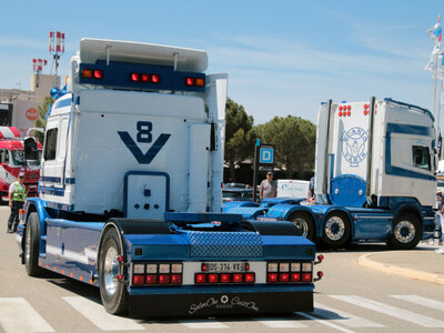 WSI WSI Scania 143H streamline Torpedo 4x2 SADLER