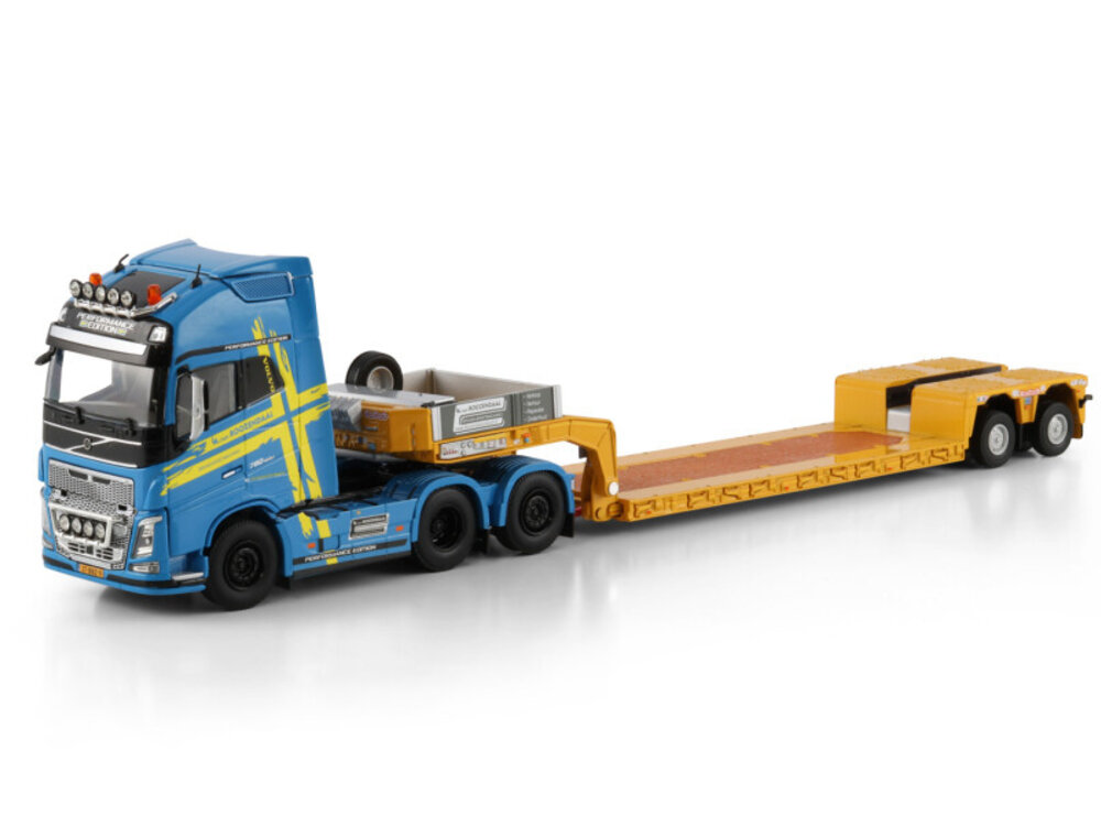 WSI WSI Volvo FH4 Globetrotter XL 6x2 met 2-assige Euro PX dieplader L.A. VAN ROOZENDAAL