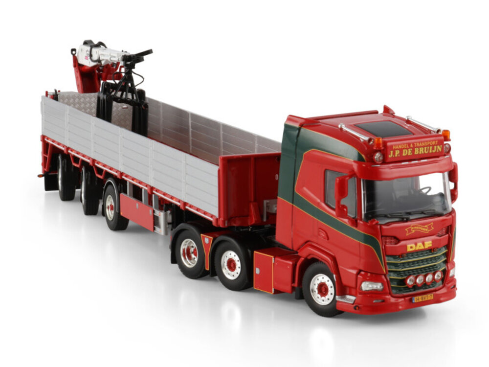 WSI WSI DAF XF SH 6x2  met 3-assige twin steer steenoplegger JP DE BRUIN