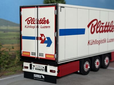 Tekno Tekno Scania Next Gen S-serie Highline with 3-axle reefer trailer BLATTLER