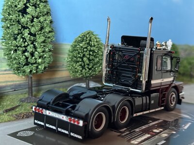 Tekno Tekno Scania 142 Torpedo 6x2 sleepas trekker BIRKEBEKK