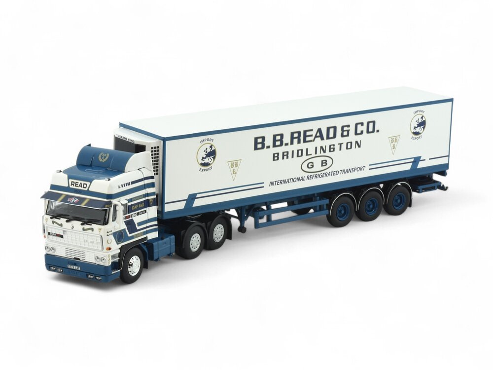 Tekno Tekno DAF 3600 Space Cab met 3-assige klassieke koeloplegger BB READ