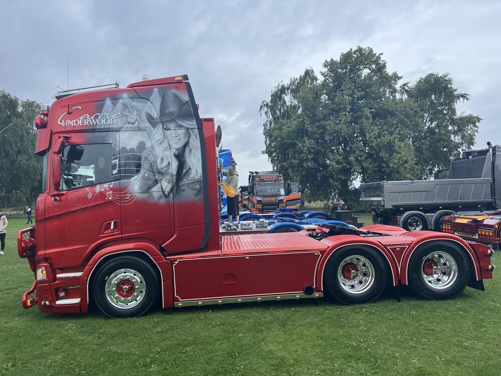 Tekno Tekno Scania Next Gen R-Serie 6x2 Highline VÄST TRANSPORT