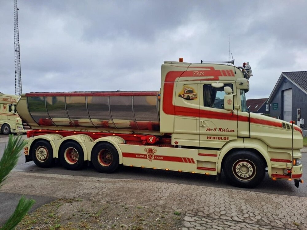 Tekno Tekno Scania Torpedo Highline 8x2 motorwagen met NCH systeem PER E. NIELSEN