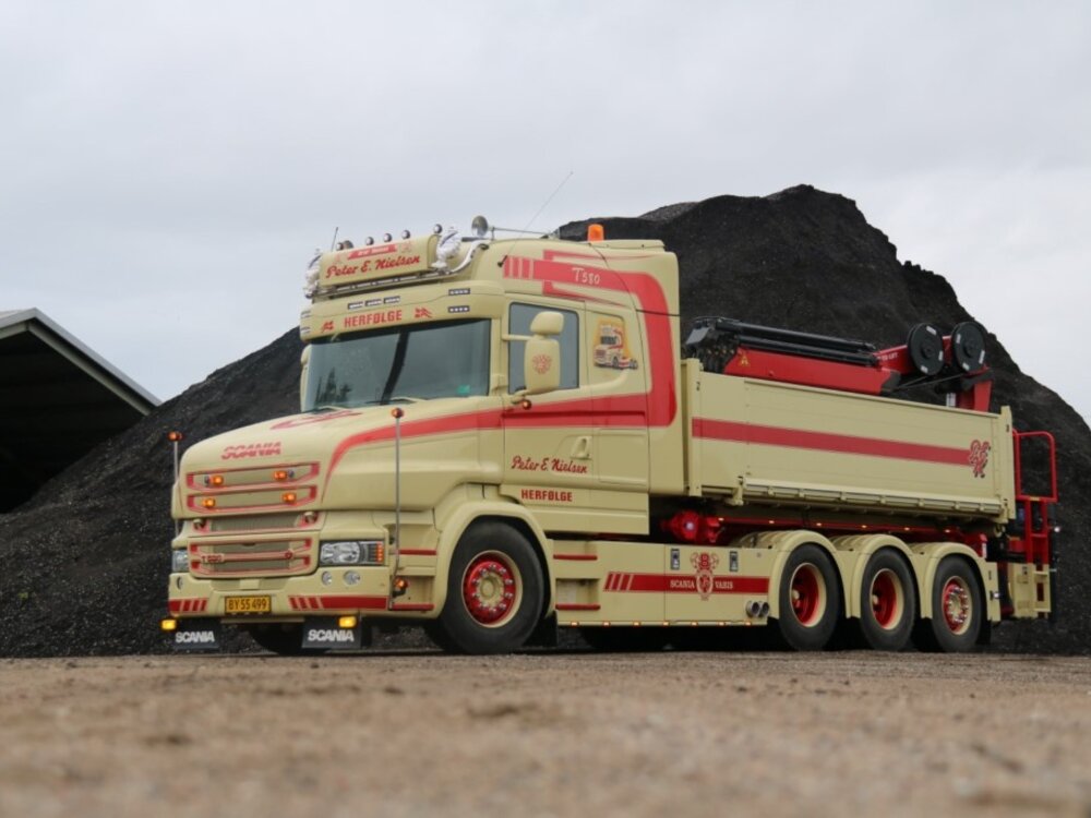 Tekno Tekno Scania Torpedo Highline 8x2 motorwagen met NCH systeem PER E. NIELSEN
