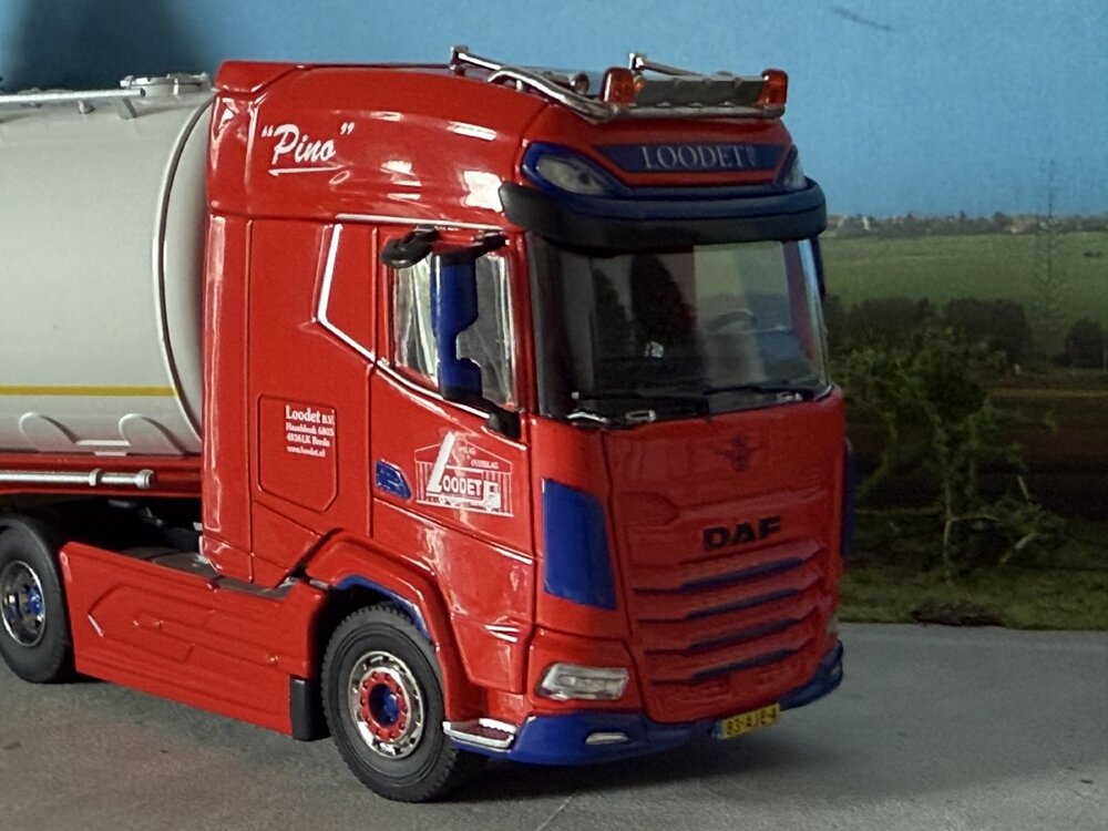 Cavallino Cavallino DAF XG+ 4x2 with 3-axle bulk trailer LOODET BV