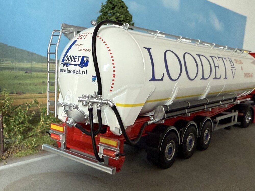 Cavallino Cavallino DAF XG+ 4x2 with 3-axle bulk trailer LOODET BV
