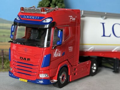 Cavallino Cavallino DAF XG+ 4x2 met 3-as bulk oplegger LOODET BV