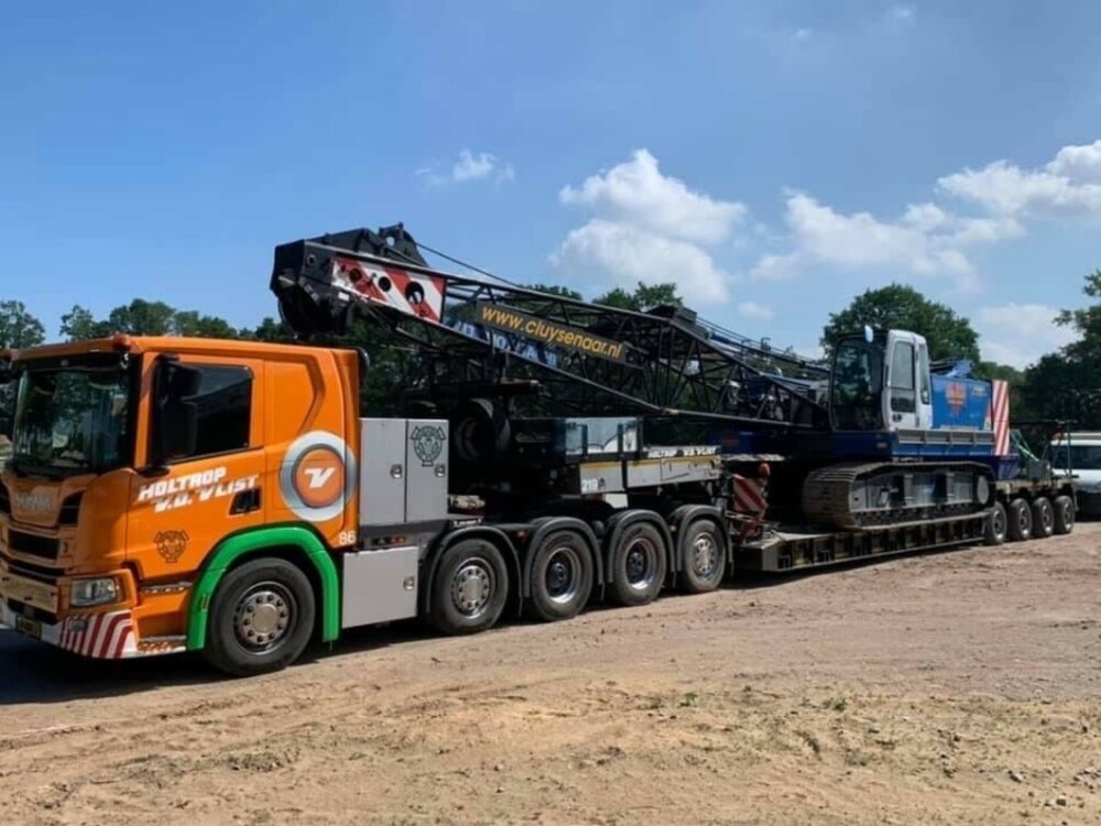 WSI WSI Scania P Low 10x4 + 5-axle lowloader + 1 axle dolly HOLTROP V.D. VLIST