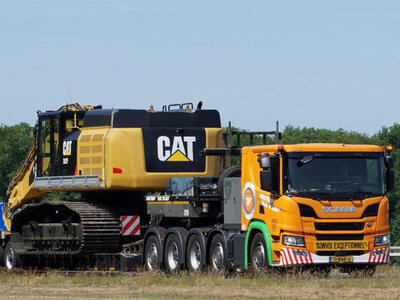 WSI WSI Scania P Low 10x4 + 5-axle lowloader + 1 axle dolly HOLTROP V.D. VLIST