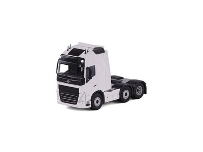 Cavallino Cavallino Volvo FH5 Globetrotter XL 6x2 BASIC LINE