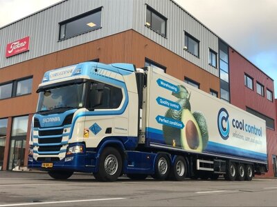 Tekno Tekno Scania Next Gen R-serie Highline 6x2 with 3-axle reefer trailer C. Vreugdenhil - Cool Control - Copy