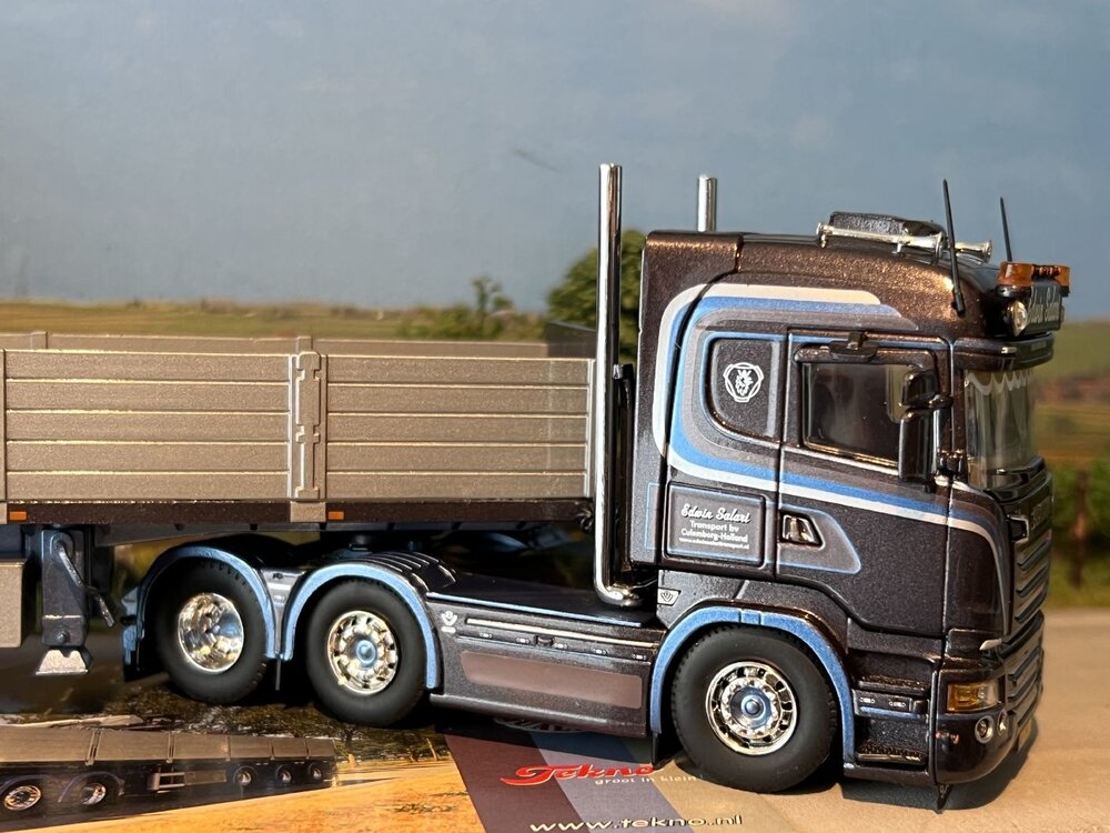 Tekno Tekno Scania R Highline 6x2 with 3-axle brick trailer EDWIN SALARI