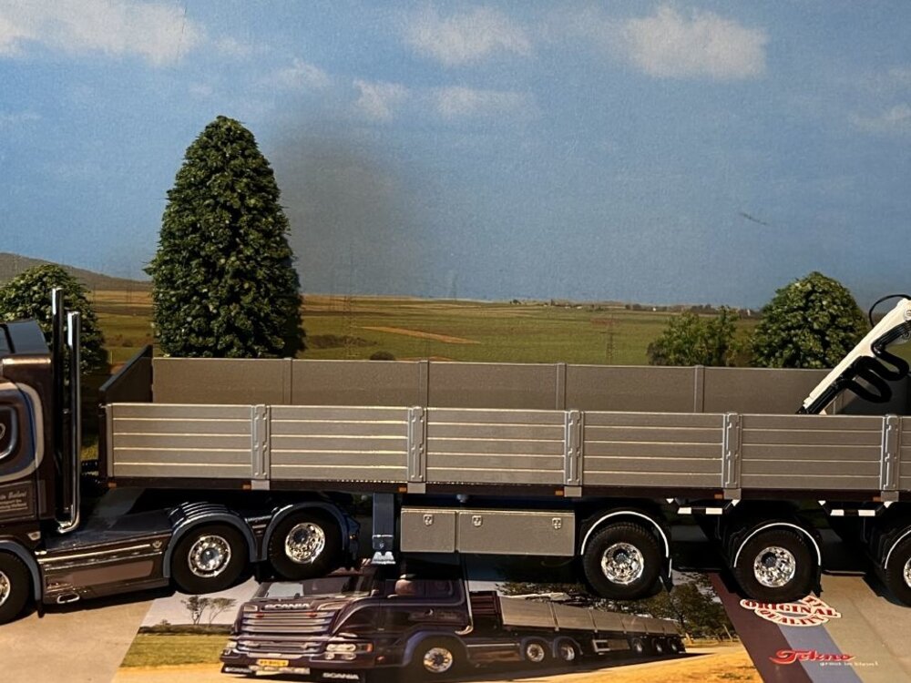 Tekno Tekno Scania R Highline 6x2 met 3-assige stenenoplegger EDWIN SALARI
