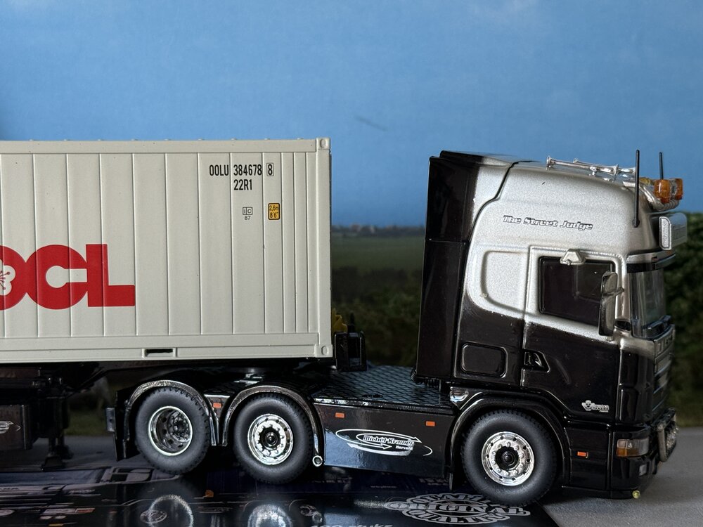 Tekno Tekno Scania 4-serie Topline 6x2 met 2x 20ft. reefer container MICHEL KRAMER