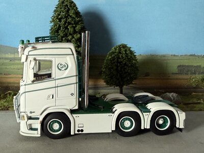 WSI WSI Scania S Normal 6x2 S. BOUZIGON
