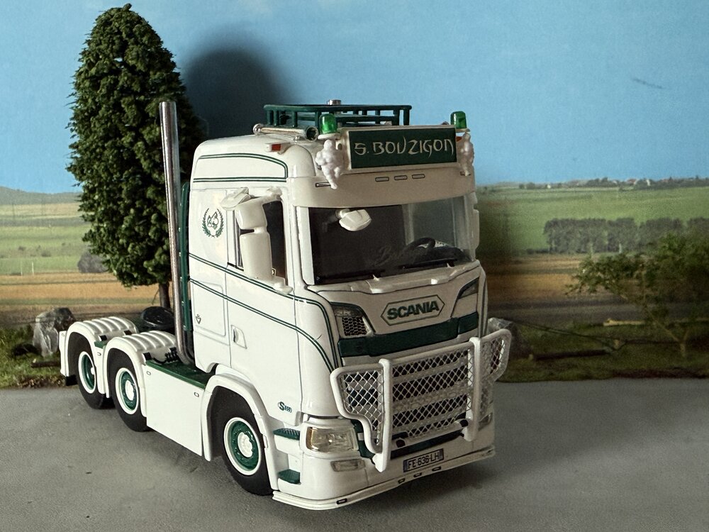 WSI WSI Scania S Normal 6x2 S. BOUZIGON