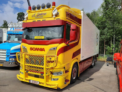 WSI WSI  Scania R Highline riged box truck 6x2 A. DEBRUX